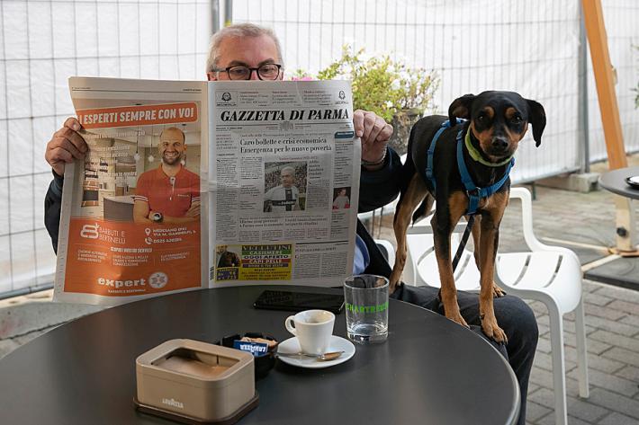 Un caff&egrave; con il cronista