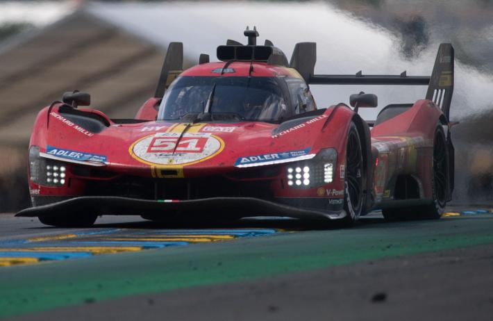 Le Mans, la Ferrari vince l'edizione del centenario. Erano 50 anni che non partecipava