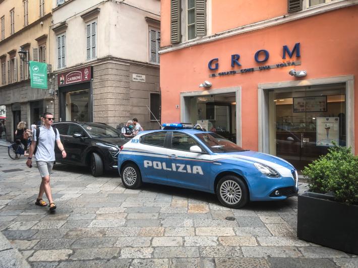 Grom preso di mira: i  ladri se ne vanno a mani vuote