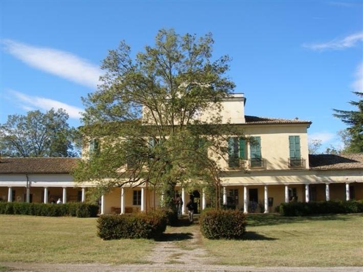 La vendita del casino di caccia: Azzolini e Caselli protestano