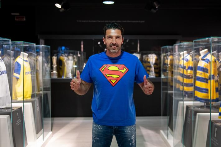 l futuro di Buffon: Gigi lascia o raddoppia? Una scelta non solo sportiva