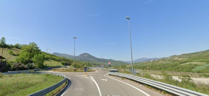 In moto contromano nelle rotatorie e corse a tutta velocit&agrave;: Youtube, i folli video sulla Piacenza-Genova