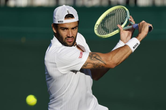 Wimbledon, Berrettini vince il derby contro Sonego. Musetti passa al terzo turno