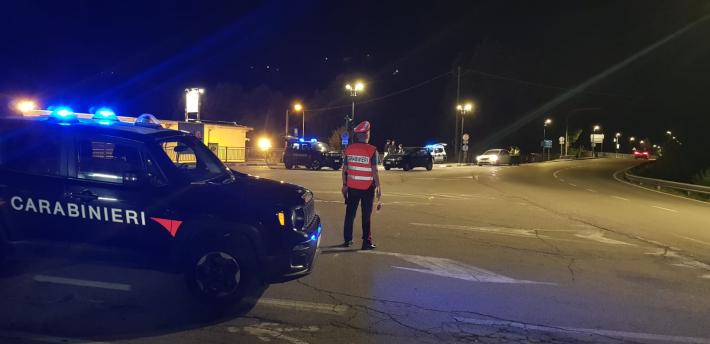 Ubriachi (o quasi) alla guida: dalla montagna alla Bassa raffica di patenti ritirate e multe