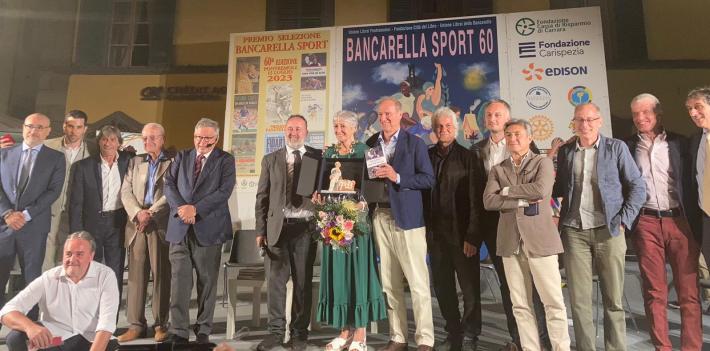 Bancarella Sport: Sara Simeoni vola pi&ugrave; in alto di tutti