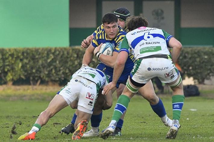Luca Rizzoli lotta nell'ultimo precedente al Monigo tra Zebre e Benetton Rugby - Amarcord Fotovideo