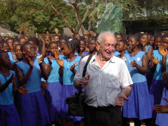 Amos Grenti, una vita al fianco dei pi&ugrave; poveri della Sierra Leone
