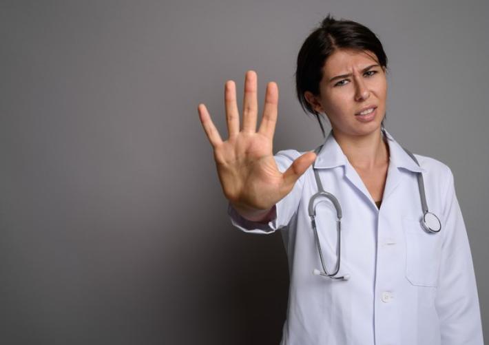 Prevenire e gli atti di violenza nei confronti del personale sanitario