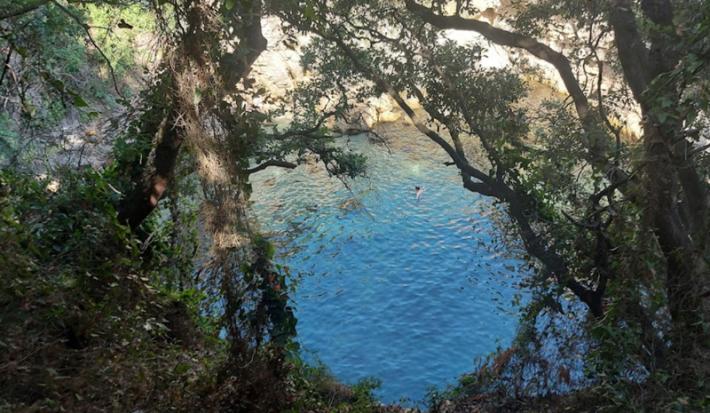 Nudista piromane arrestato in costiera sorrentina