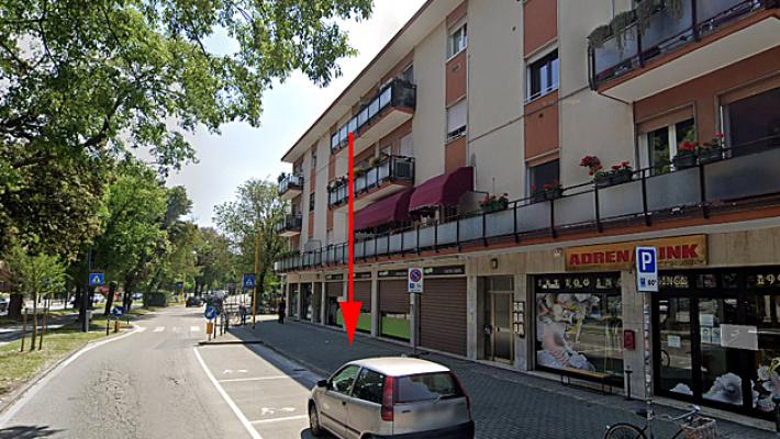 Bimbo di due anni cade dal terzo piano, ferito ma &egrave; salvo