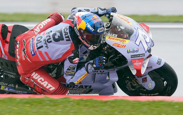 Alex Marquez vince la gara sprint a Silverstone 