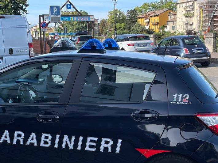 Parma: Tenta un furto al Parcheggio Toschi, denunciata