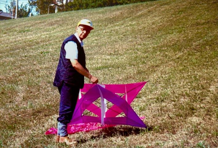 Ricci, numeri e &laquo;testa tra le nuvole&raquo;, il ragioniere che inseguiva gli aquiloni