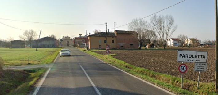 Auto fuori strada a Paroletta: un ferito