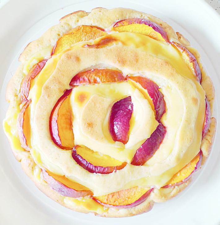 Una delizia estiva: la torta di pesche 