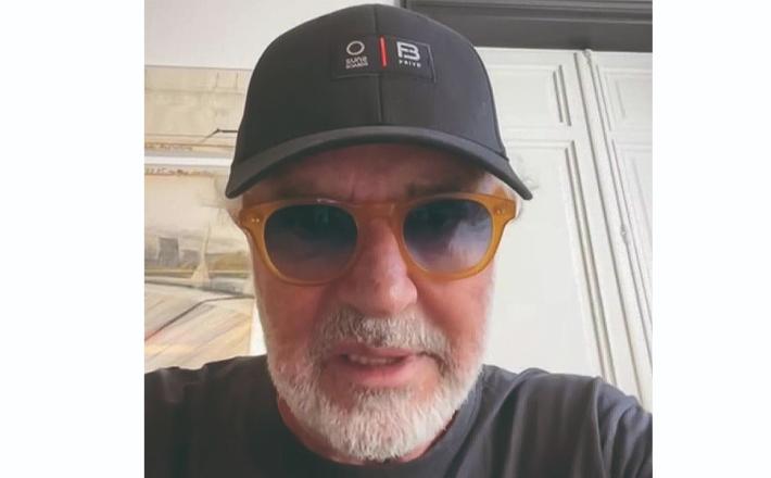 Briatore: "Una giornalista  al Twiga si &egrave; fregata la giacca di Dimitri Kunz d'Asburgo: ripresa dalle telecamere"