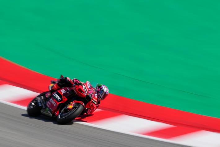 MotoGp: la Ducati di Bagnaia in pole, poi Espargaro (Aprilia)