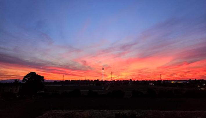 Tramonto infuocato a San Pancrazio