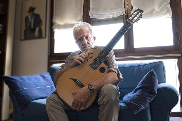 Cos&igrave; cantiamo l'amico Guccini&raquo;
