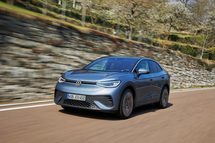 A bordo di ID.5 tutti ti guardano