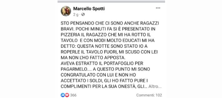 Rompe un tavolo, poi torna a scusarsi Il pizzaiolo: &laquo;Bravo&raquo;