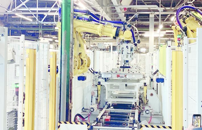 Le mille vite di Sochaux: oggi produce auto elettriche