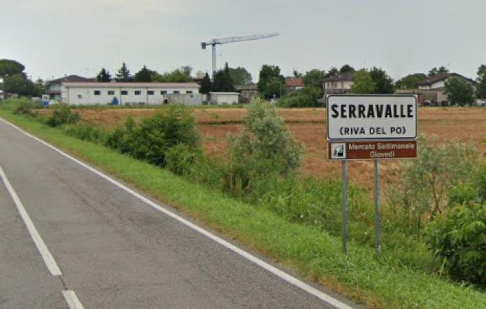 Gli rifiutano la sigaretta elettronica, 15enne, due 17enni e un maggiorenne  devastano un locale