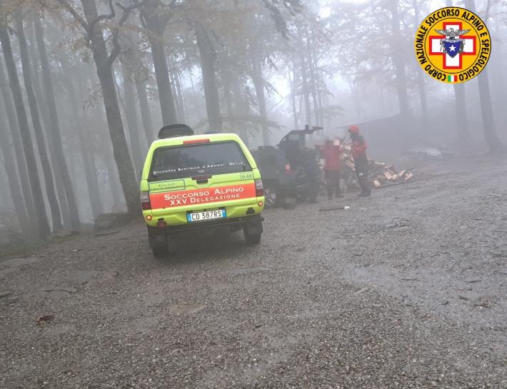 Coppia di fungaioli si perde ai Lagoni: interviene il Soccorso alpino