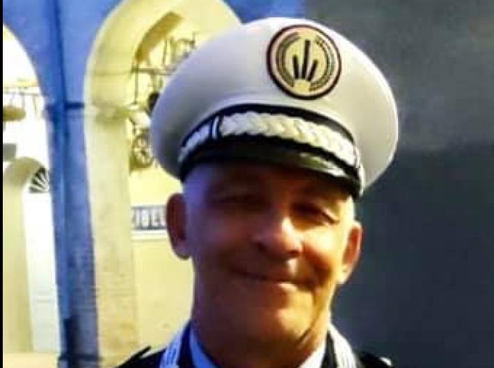 Muore a 51 anni il comandante della Polizia locale di Polesine Zibello: malore fatale al ritorno da una corsa