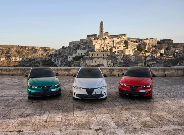 Alfa Romeo, ecco la versione Tributo Italiano 