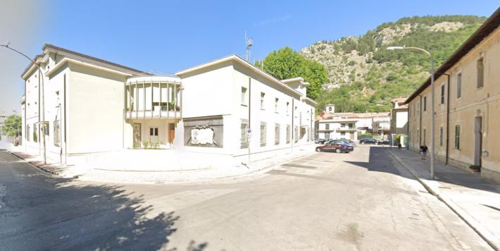 Contromano davanti ai carabinieri a Sora, 18enne (senza patente) non conosceva i segnali