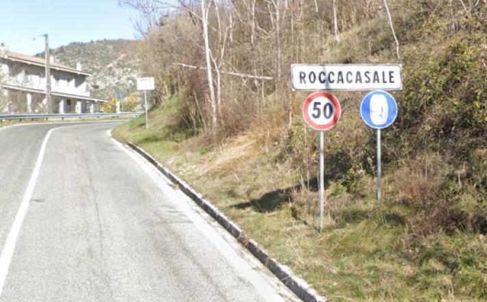 Anziani morti in casa in Abruzzo, lui per un malore, lei di stenti