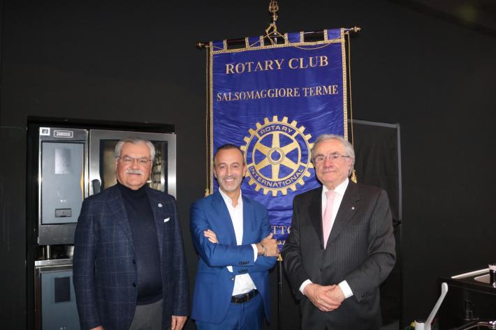 Il Rotary di Salsomaggiore ha incontrato Nicola Bertinelli, presidente del Consorzio del Parmigiano Reggiano