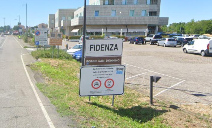 Tre incidenti oggi Fidenza: camion ribaltato, scontro tra due vetture e un'auto fuori strada