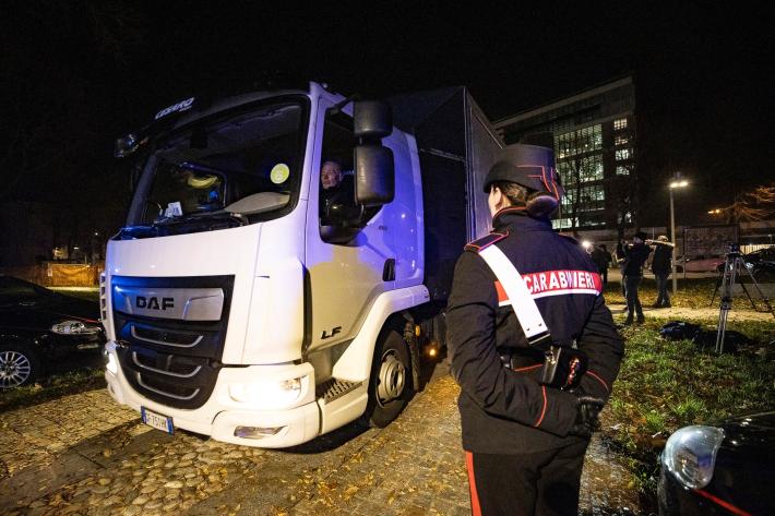 Parma: sono iniziate le analisi del Ris  sull'auto di Turetta. Macchie sospette nel mirino