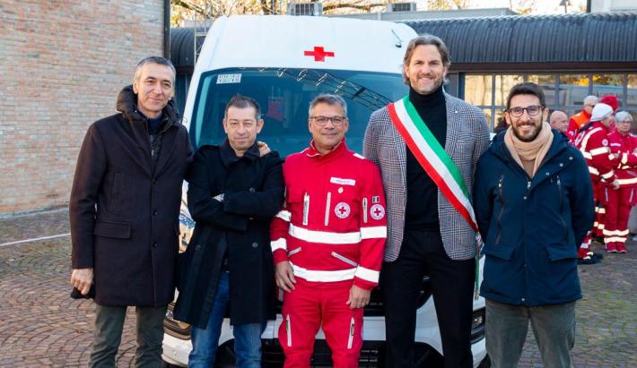 Croce Rossa, 50 anni festeggiati con un regalo 