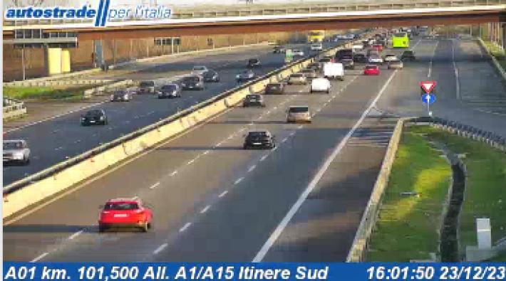 A1,  incidente tra Fidenza e il bivio per l'A15: coda di 4 chilometri