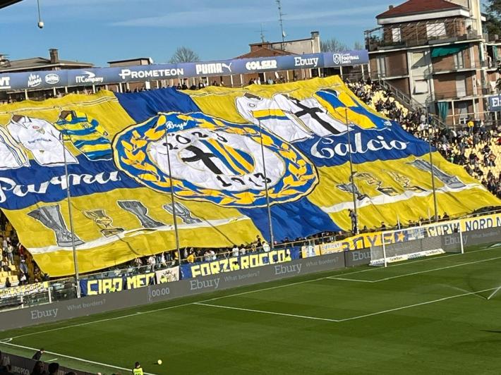 "Dal vivo &egrave; un'altra cosa":  domani alle ore 15 comincia la campagna abbonamenti  del Parma