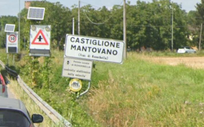 A Mantova la prima vittima del lavoro del 2024: travolto dalle balle di fieno, muore come il padre