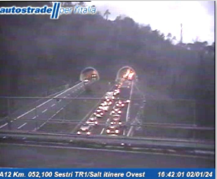 Cantieri e incidenti: fino a 14 chilometri di code sulle autostrade della Liguria 