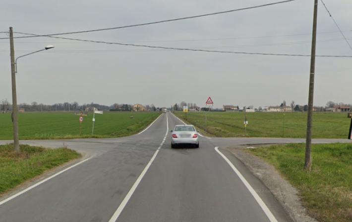 Scontro violento furgone-auto a Madregolo: 2 feriti al pronto soccorso