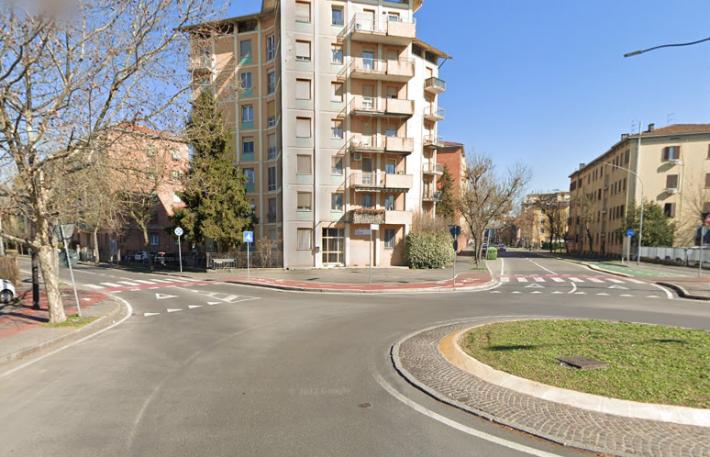 Pedone investito in via Buffolara: 46enne all'ospedale