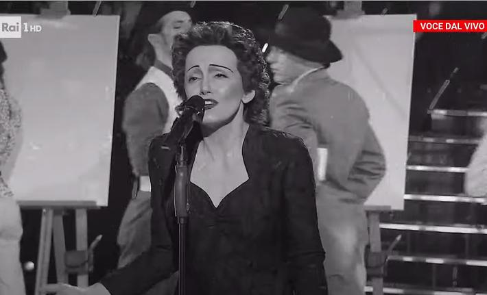 Clelia Cicero canta "La vie en rose" di Edith Piaf - Video