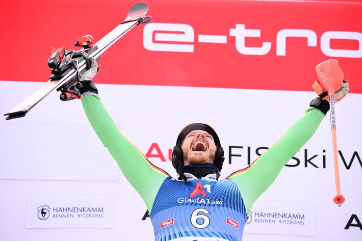 Slalom speciale di Kitzb&uuml;hel: vince Strasser. L'italiano Sala &egrave; nono