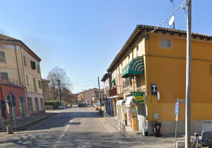 Assalto con pistola (finta) in tabaccheria a Campegine: caccia all'uomo a Parma e a Reggio, due fermati (grazie alla squadra mobile di Parma)