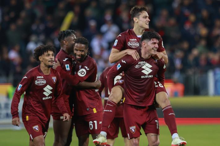 Serie A: il Torino in trasferta batte il Cagliari nel giorno in cui si commemorava Gigi Riva