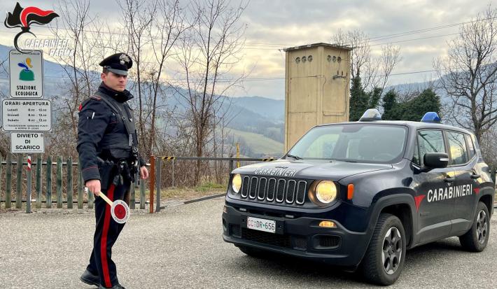 Furto all'isola ecologica di Corniglio: denunciato un 57enne