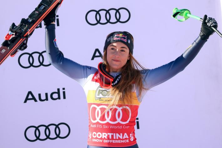 Goggia tradita dal vento: ancora terza nella libera di Cortina