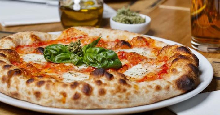 Pizzikotto: sia alta o sia bassa poco cambia:  la pizza &egrave; buona