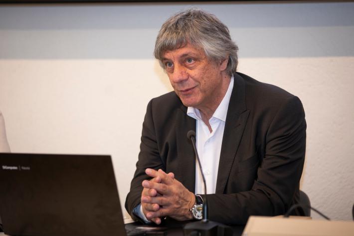 "L'energia si sta scaricando: bisogna attendere  qualche ora per vedere se ci saranno repliche o se si tratta di un evento isolato"